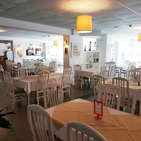 Hotel Delfin 3*